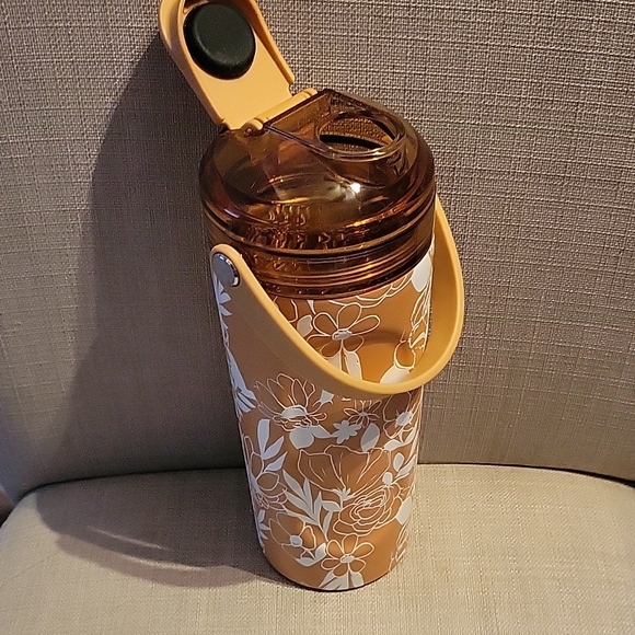 Sandstone Bloom Multishaker Brumate - Picture 3 of 4